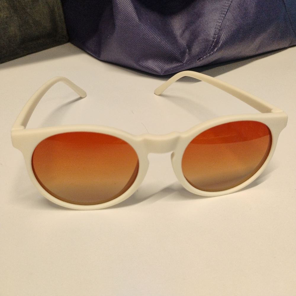 5 Pairs Of Hoka polarized Stylish White Sunglasses with Orange Lenses